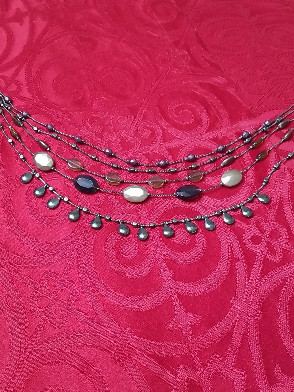 Unbranded women's Five strand necklace w/various metal/clear beads EUC
